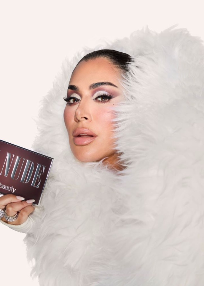 Huda Beautyَ ترفع الستار عن مجموعة Icy Nude