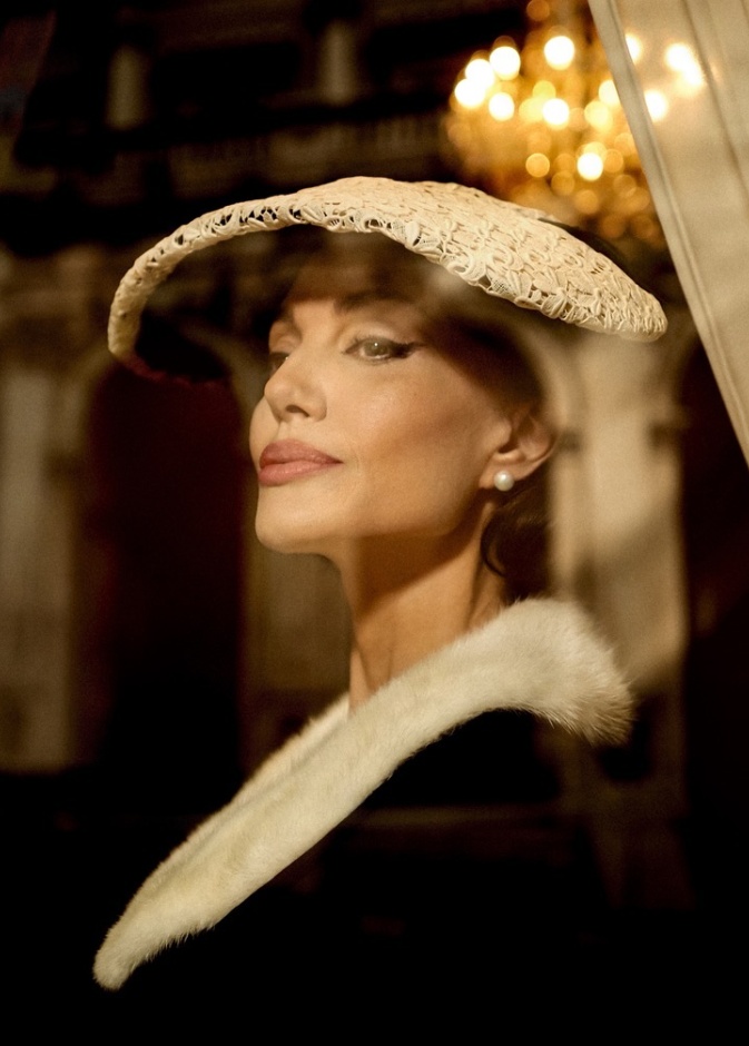 أنجلينا جولي