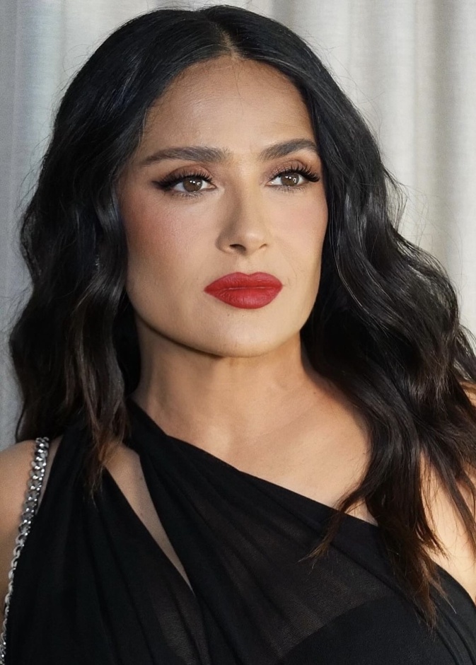 سلمى حايك صورة من حسابها على انستغرام