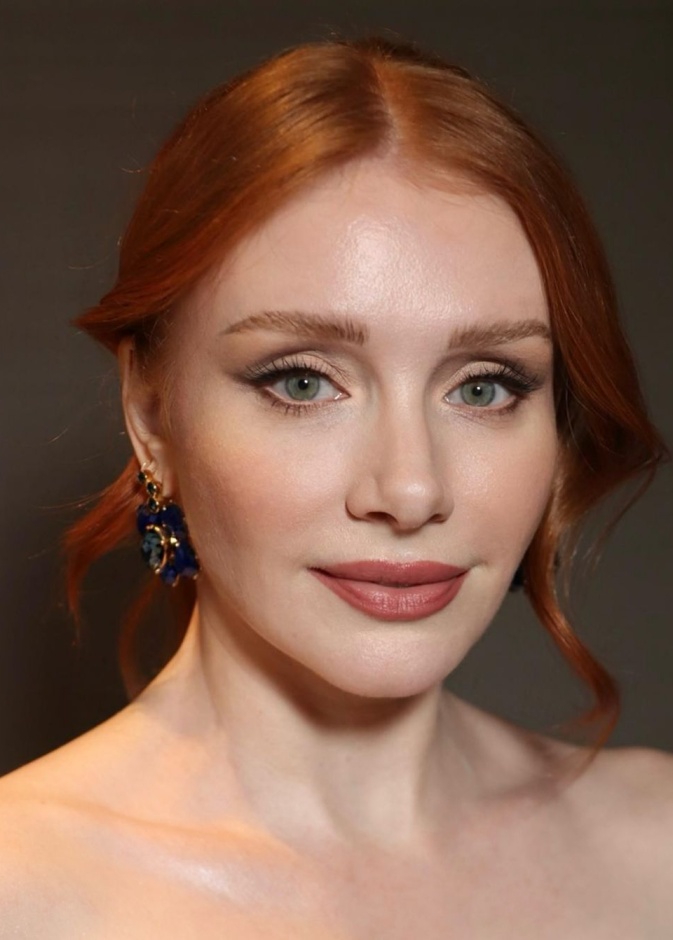 النجمة Bryce Dallas Howard - صورة من انستغرام Nikki Makeup