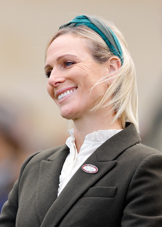 زارا تيندال في إطلالة رائعة على مضمار تشيلتنهام - من gettyimages