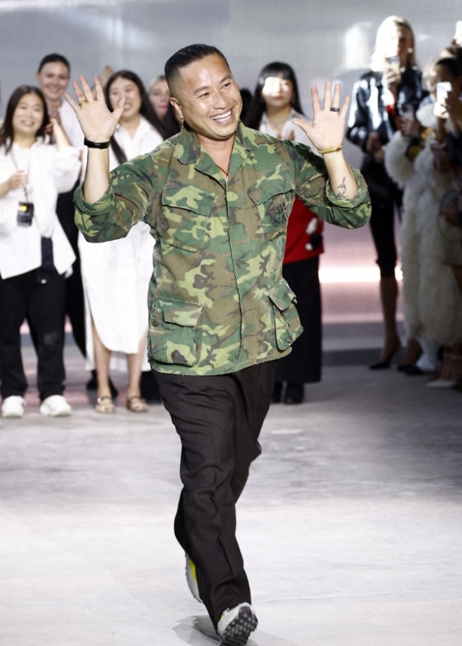 "فيليب ليم" يتنحى عن علامة 3.1 Phillip Lim