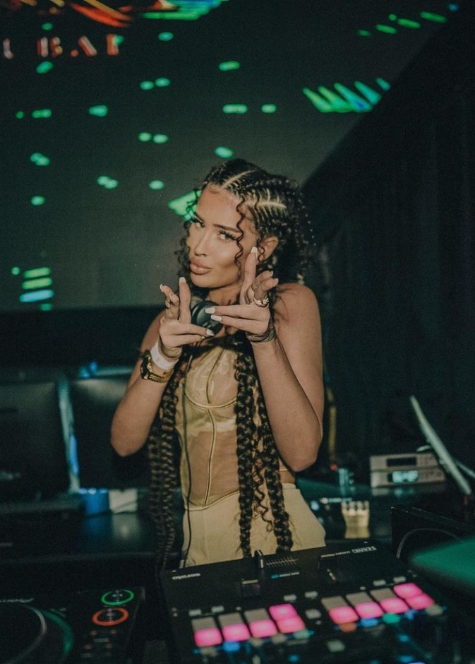 DJ Laty في حفل بيست هاوس من تصوير Marco Milko