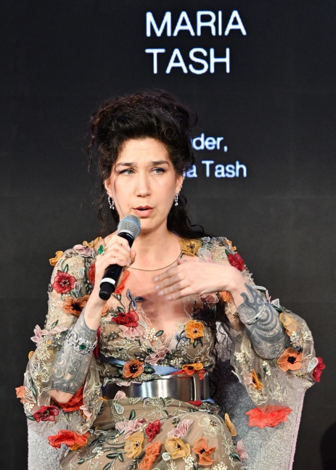 مصممة المجوهرات Maria Tash في هي هب