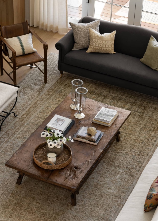 الأرائك غير المتطابقة يجب أن تتشارك في بعض العناصر