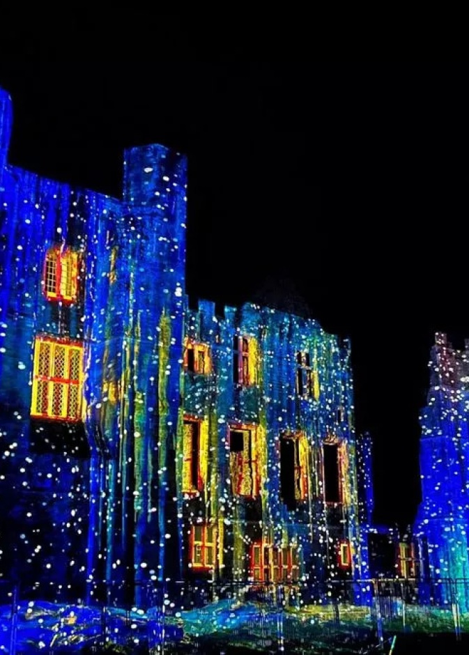 العاصفة داراغ تهدد تراث ساندرينجهام وتجبر القلعة على إغلاق مسار الأضواء الشتوية