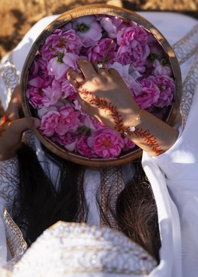 الورد الطائفي يعبر الحدود إلى قائمة اليونسكو للتراث الثقافي غير المادي