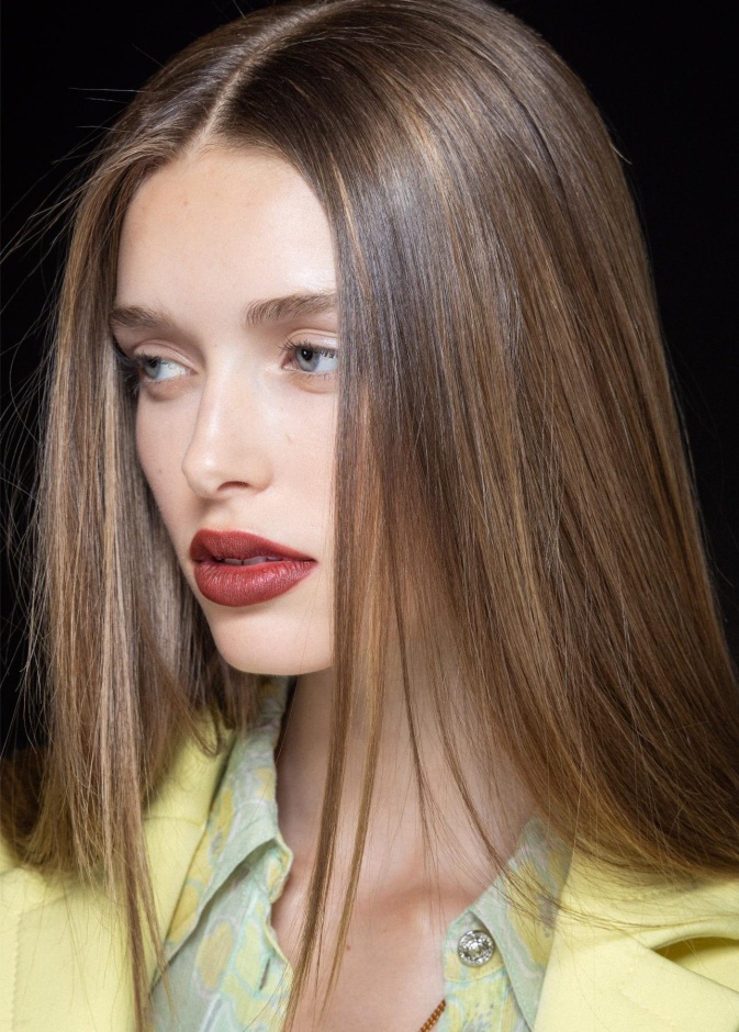 صورة رئيسية اختاري ما يناسبكِ من صبغات شعر طبيعية ستمنحكِ البُصيلات الصحية والمفعمة بالحيوية في احتفالات رأس السنة