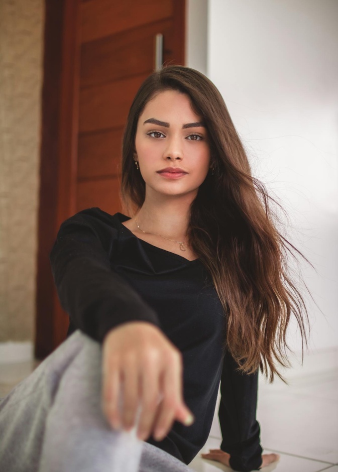 تعرفي على أهم النصائح وافضل المشروبات الطبيعية للحفاظ على رشاقتكِ في عام 2025