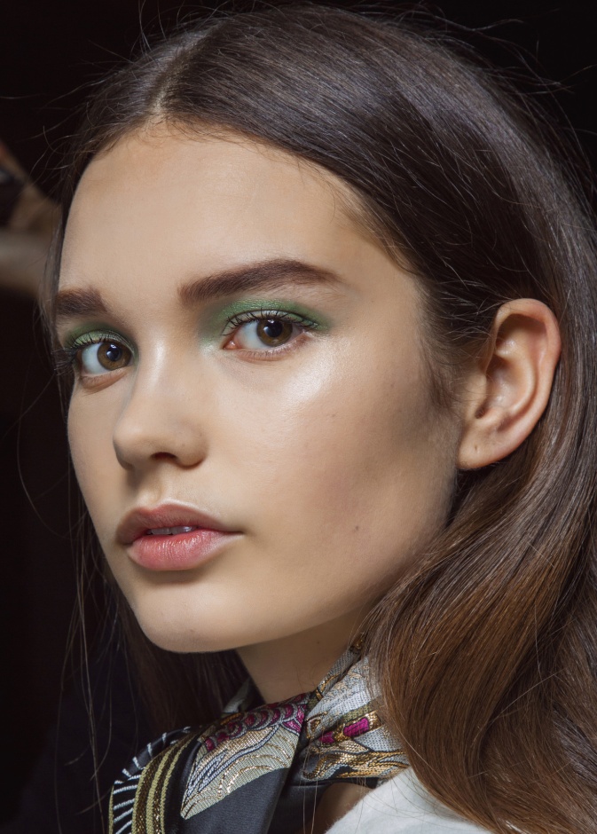 تعرفي على فوائد الشاي الأخضر للرموش والحواجب وكيفية استخدامه