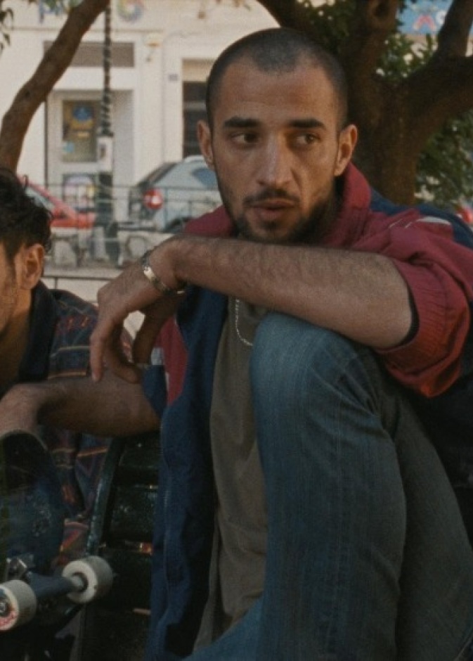 "إلى عالم مجهول"