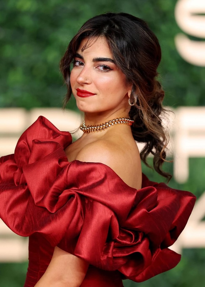 اطلالات المكياج والشعر للنجمات في مهرجان البحر الأحمر السينمائي 2024