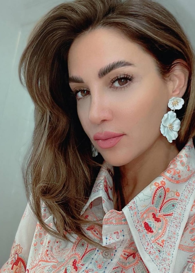 النجمة ديانا حداد صورة من حسابها على انستغرام