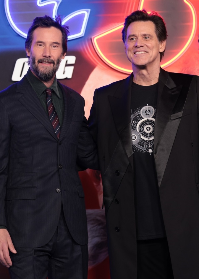 جيم كاري وكيانو ريفز 