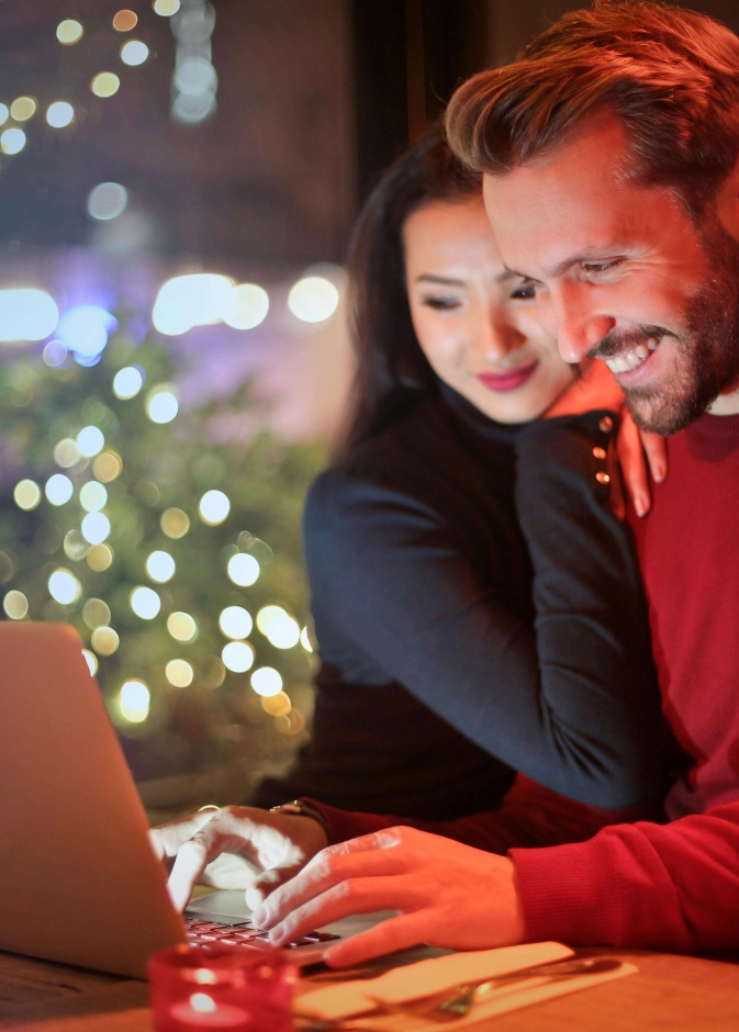 الحب عند جيل الألفية التزام طويل الأجل وجيل زد يقدر الاستقلالية ويرحب بعلاقات الحب العابرة  