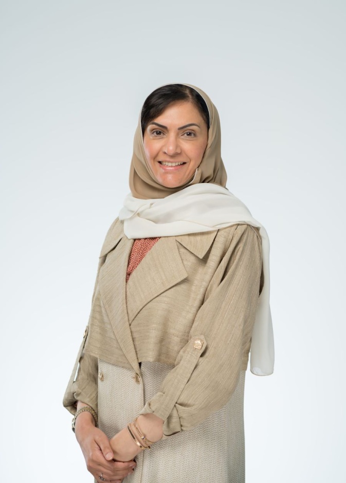 المدير التنفيذي في مركز الثورة الصناعية الرابعة الدكتورة بسمة البحيران 