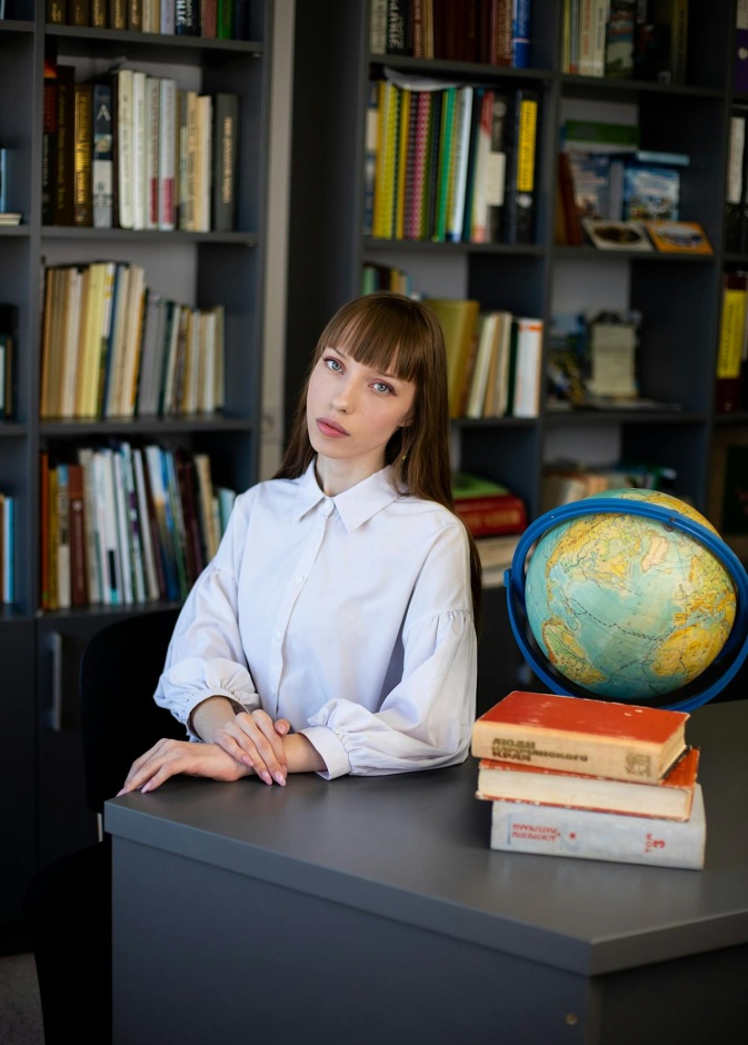  الكتاب سيظل صديقكِ مدى الحياة مهما واكبتِ التطور التكنولوجي السريع في عصرنا الحالي باتباعكِ الطرق الفعّالة المقدمة