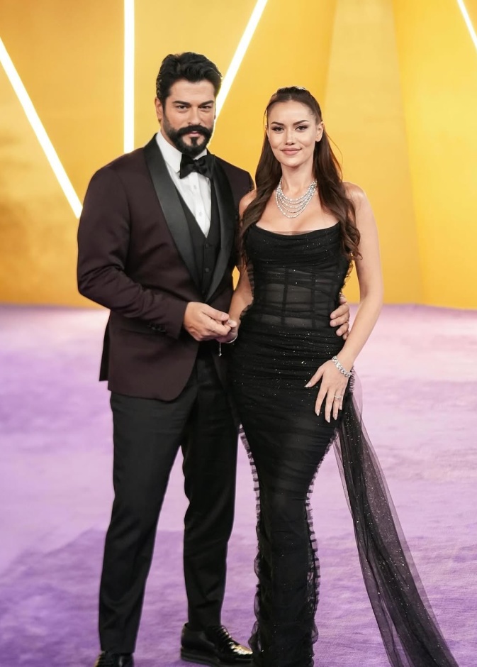 إطلالات ثنائيات النجوم في حفل  2025 Joy Awards تسرق الأنظار بأزياء متناغمة