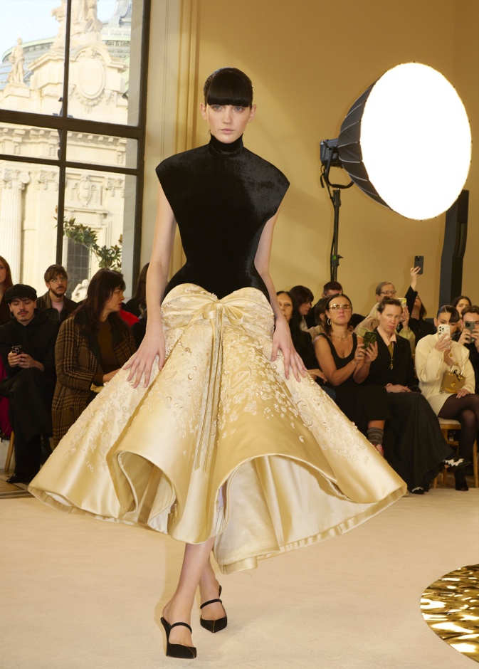 Schiaparelli ربيع 2025 للأزياء الراقية