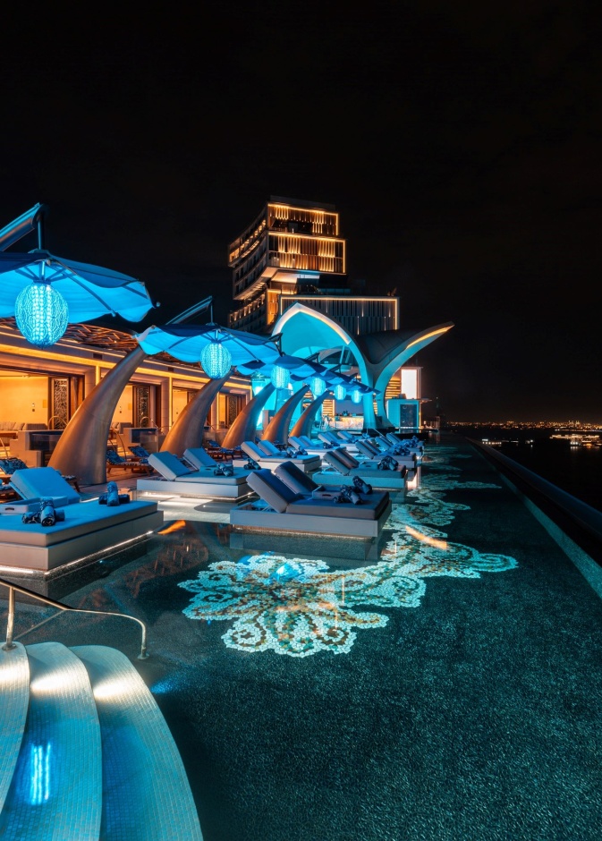 لاستقبال عام 2025.. إليكِ أفضل العروض والاحتفالات المذهلة داخل منتجعات أتلانتس دبي