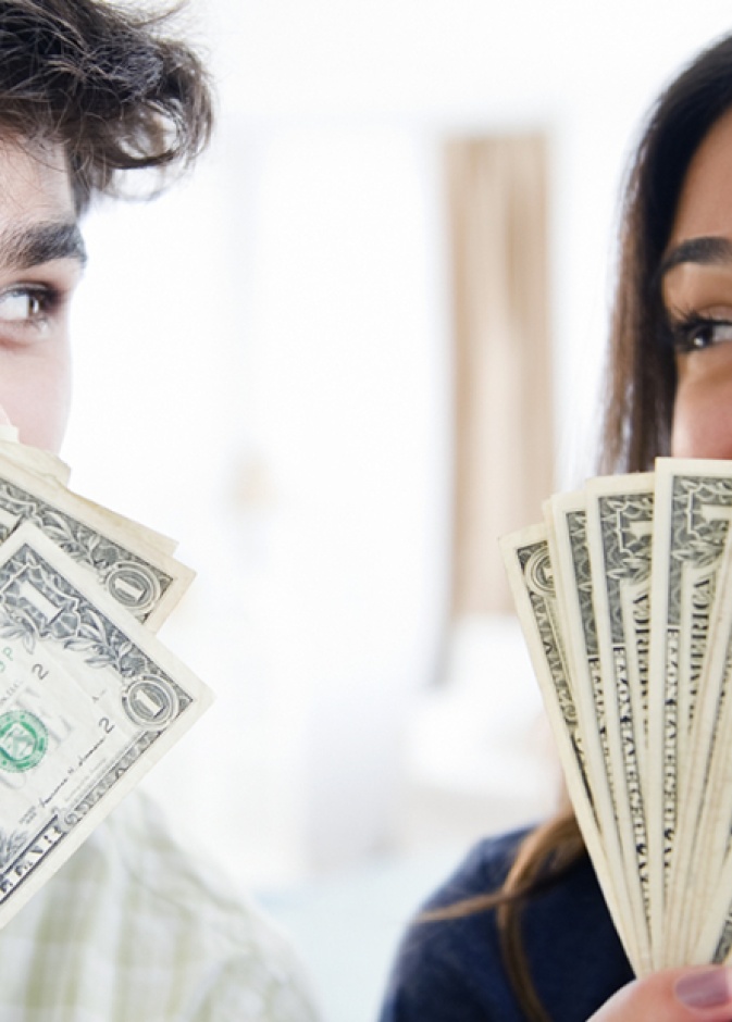 أبراج تفضل المال على الحب