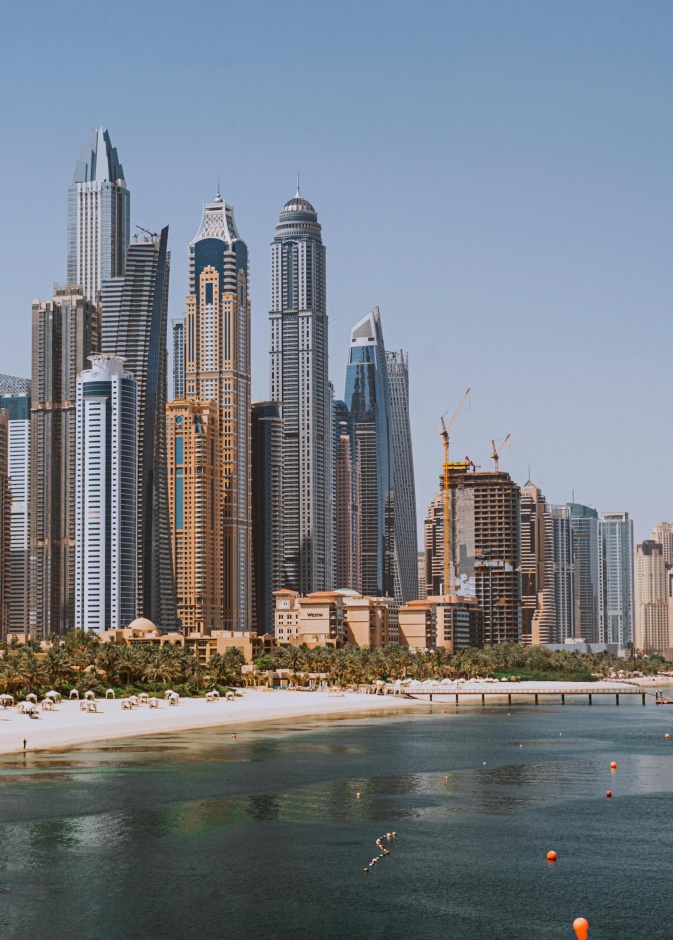 أجمل أماكن سياحية في دبي لشهر رمضان 2025 بواسطة Denys Gromov