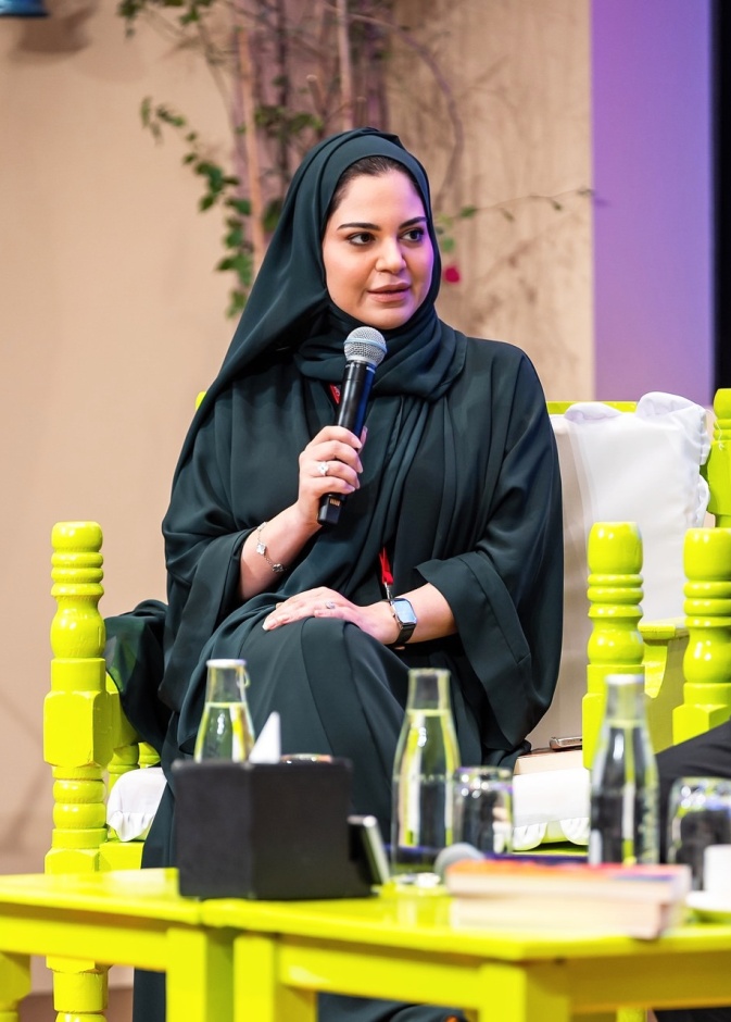 الكاتبة الإماراتية نادية النجار في القائمة القصيرة للجائزة العالمية للرواية العربية
