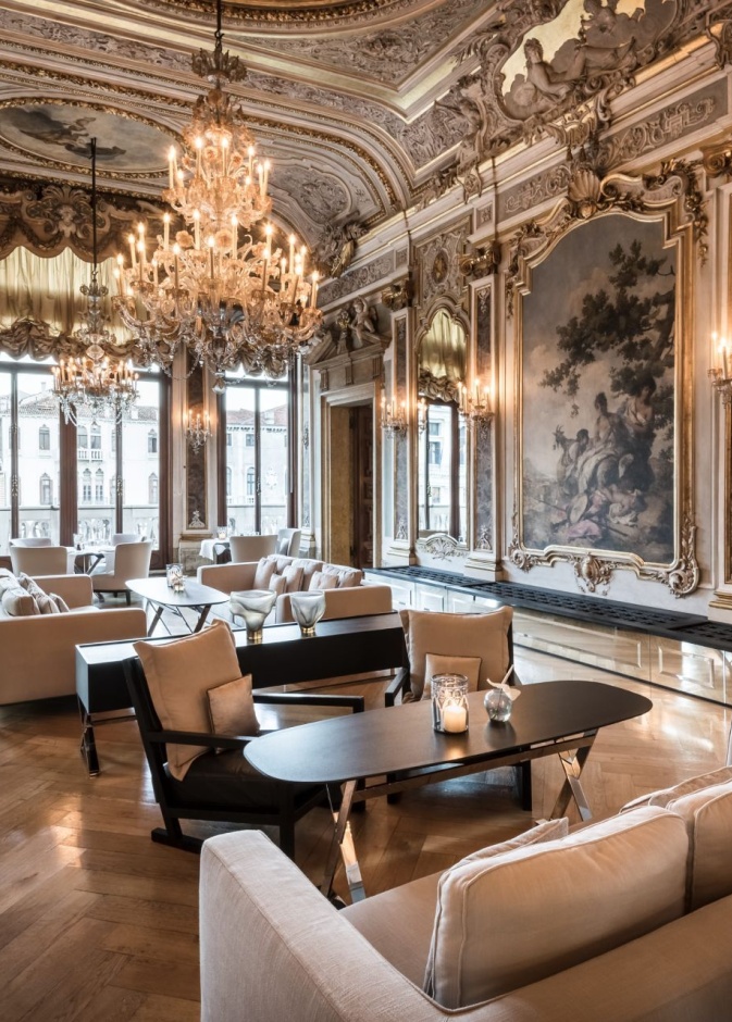 فنادق عالمية فاخرة للإحتفال بيوم عيد الحب 2025