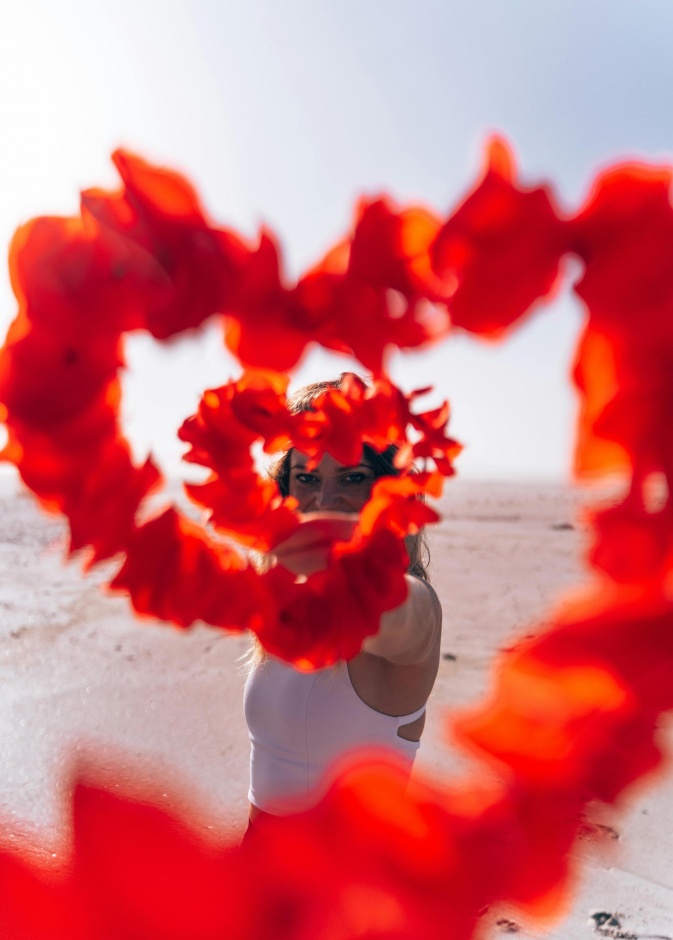 ماذا يحدث في جسمكِ عندما تقعين في الحب