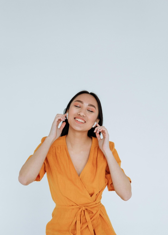 مخاطر سماعات الأذن على المدى الطويل