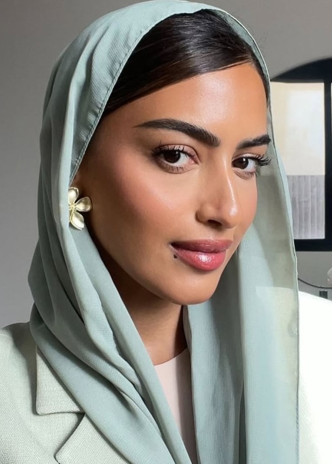  خبيرة التجميل والمؤثرة السعودية يارا النملة- صورة من حسابها على انستغرام