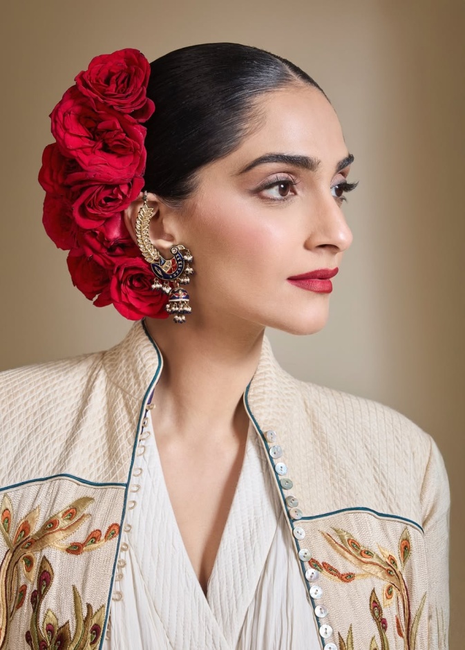 افضل درجات احمر الشفاه التي تعكس الحب والرومانسية