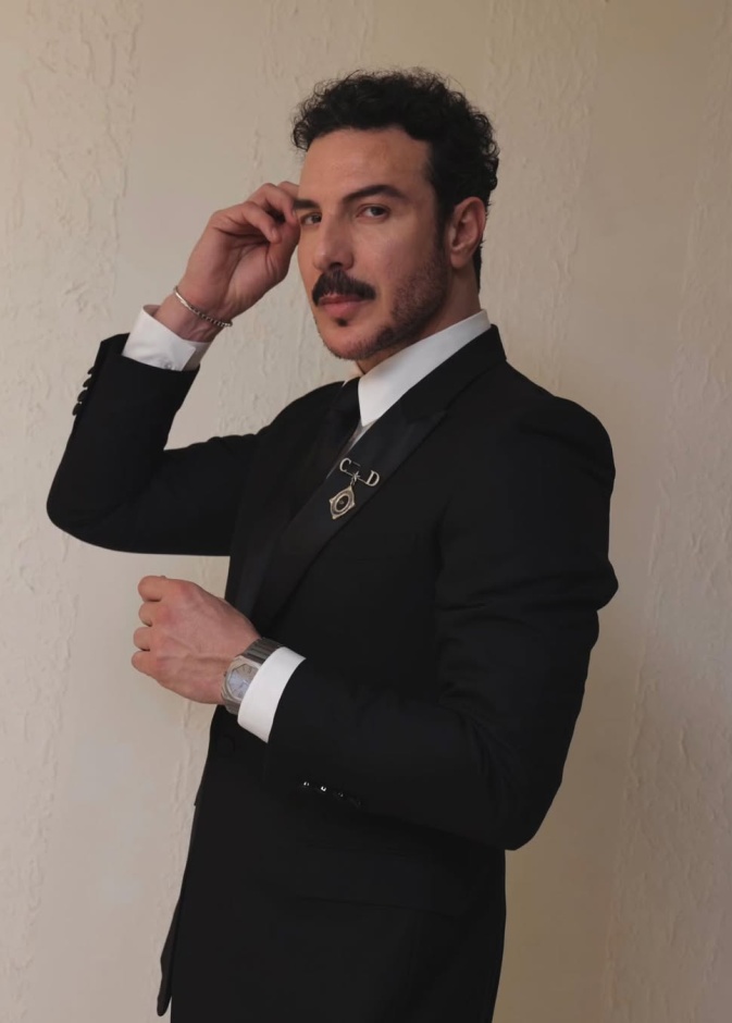 النجم السوري باسل خياط