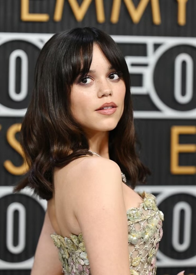 1 جينا اورتيجا واحدة  من نجمات جيل زد- صورة من حسابها على انستغرام