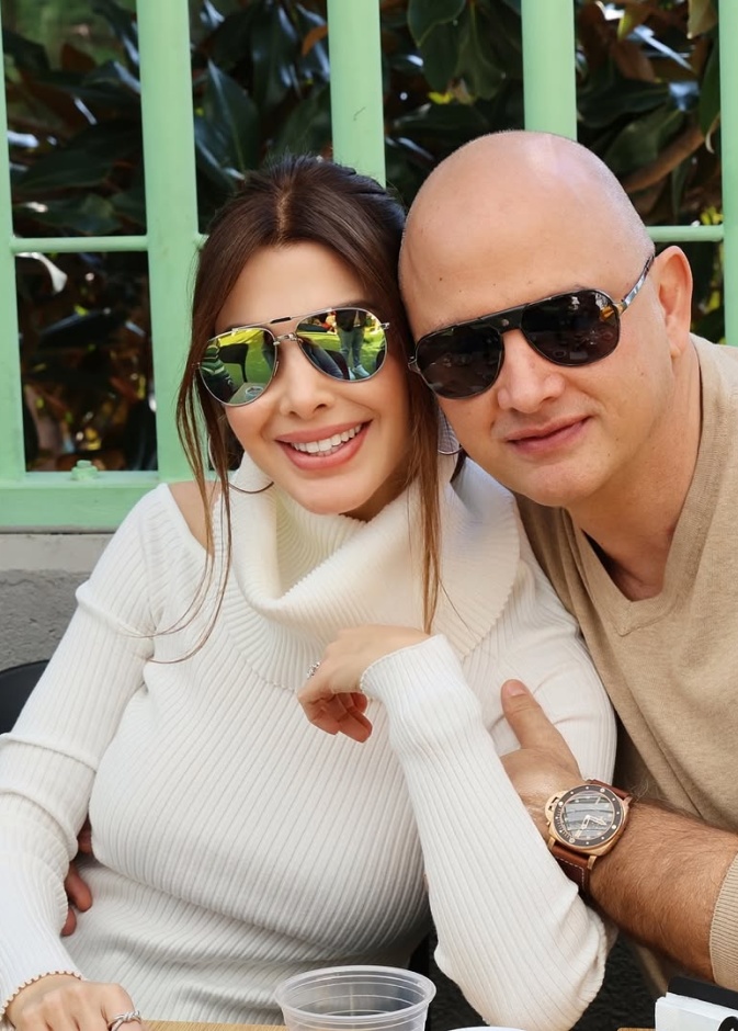 نانسي عجرم وزوجها