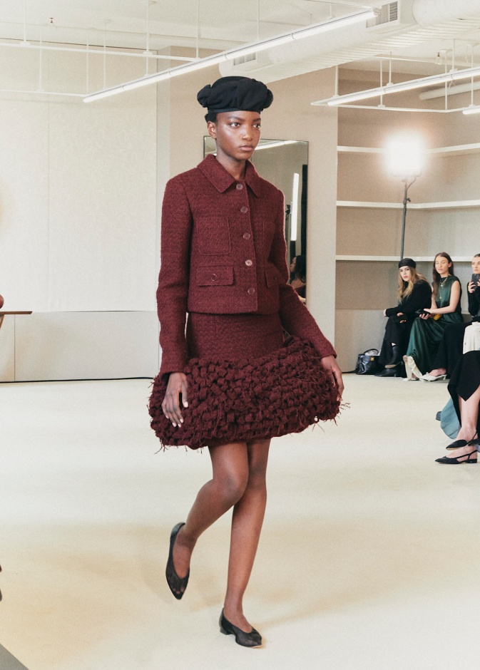 Altuzarra خريف و شتاء 2025 للملابس الجاهزة