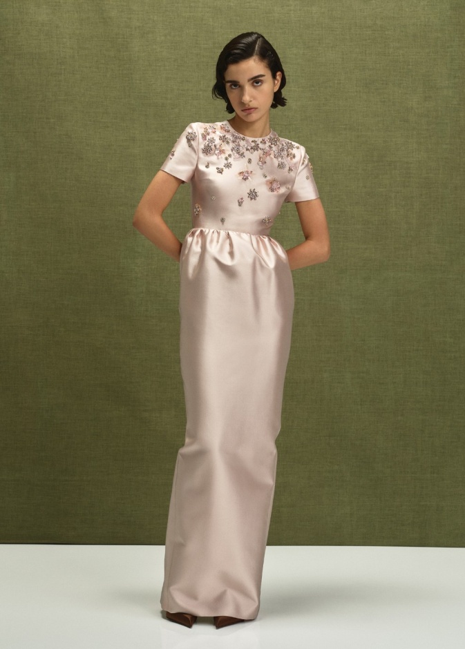 مجموعة خاصة من Prada بمناسبة شهر رمضان وعيد الفطر 2025