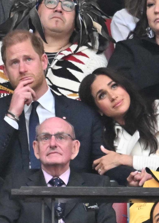 بقبلة عاطفية دوق ودوقة ساسكس يفتتحان دورة إنفيكتوس في كندا