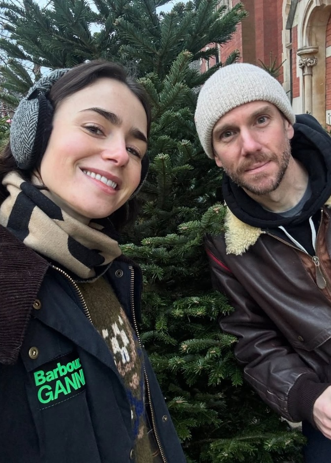 ليلي كولينز وشارلي ماكدويل