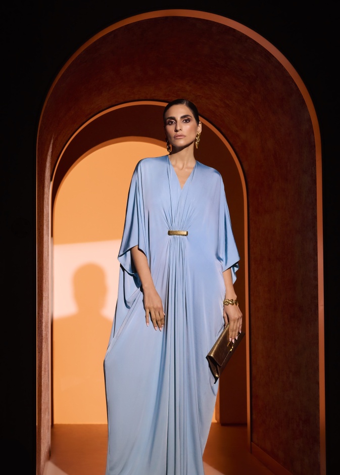 ابدئي بتحضير خزانتك لاستقبال شهر رمضان مع أجمل القطع والتصاميم من دور الأزياء العالمية 