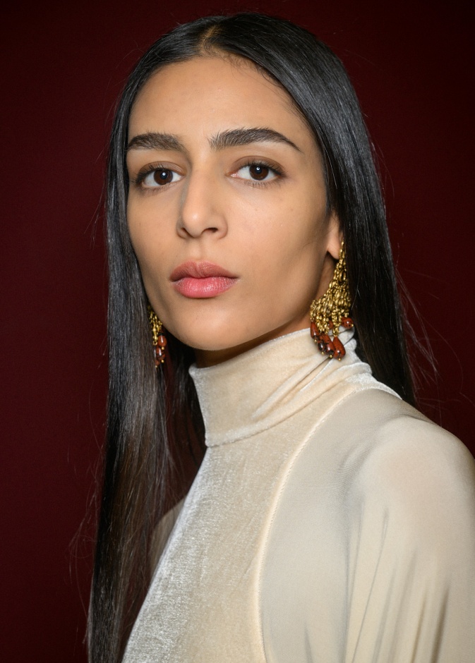  تعرفي على فوائد زيت عرق السوس لتبييض البشرة.