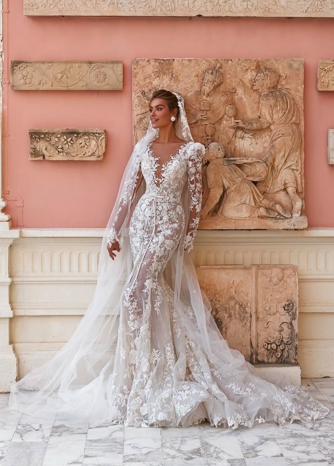 فستان زفاف يجسّد بلورات الثلج من دار  Oskana Bridal