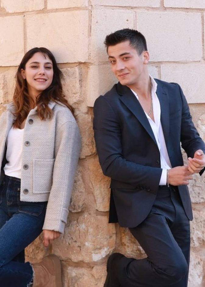 أبطال المدينة البعيدة