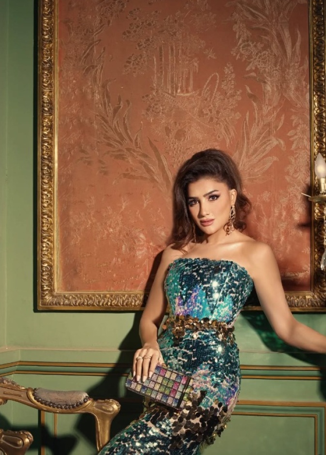 مجوهرات مي عمر بطلة مسلسل إش إش 