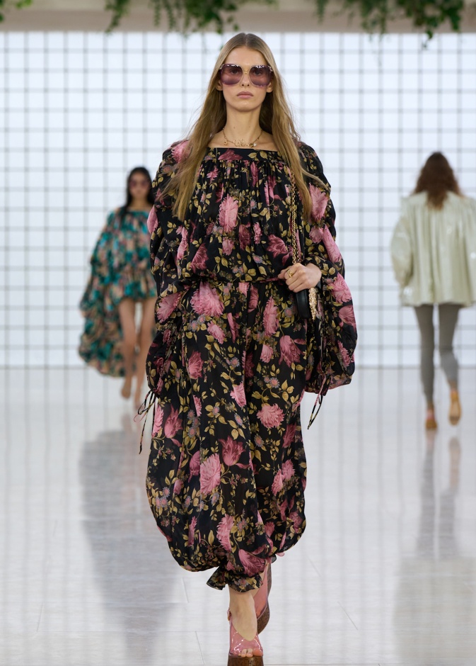 إطلالة من Chloe