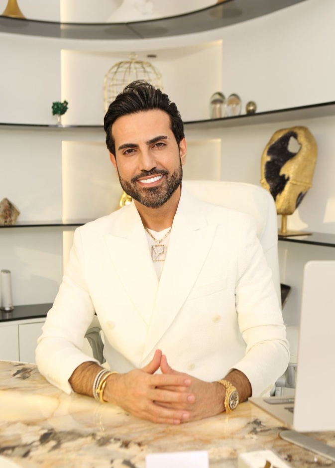 الدكتور حسين ياسين يكشف لـ_هي_ كيفية الحصول على بشرة مشرقة في عيد الفطر 