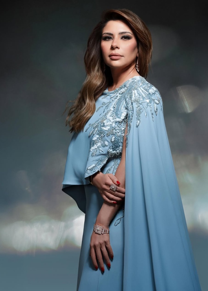 إطلالات رمضانية راقية: تألقي بأسلوب النجمات السعوديات في الإفطار وعيد الفطر