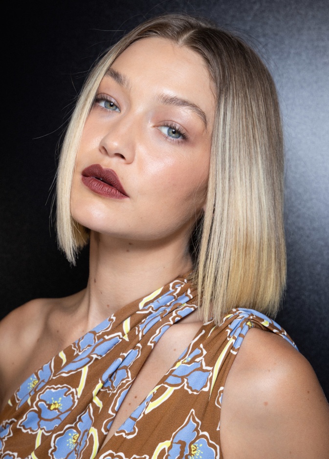 أجدد ألوان أحمر الشفاه الرائجة في الربيع 