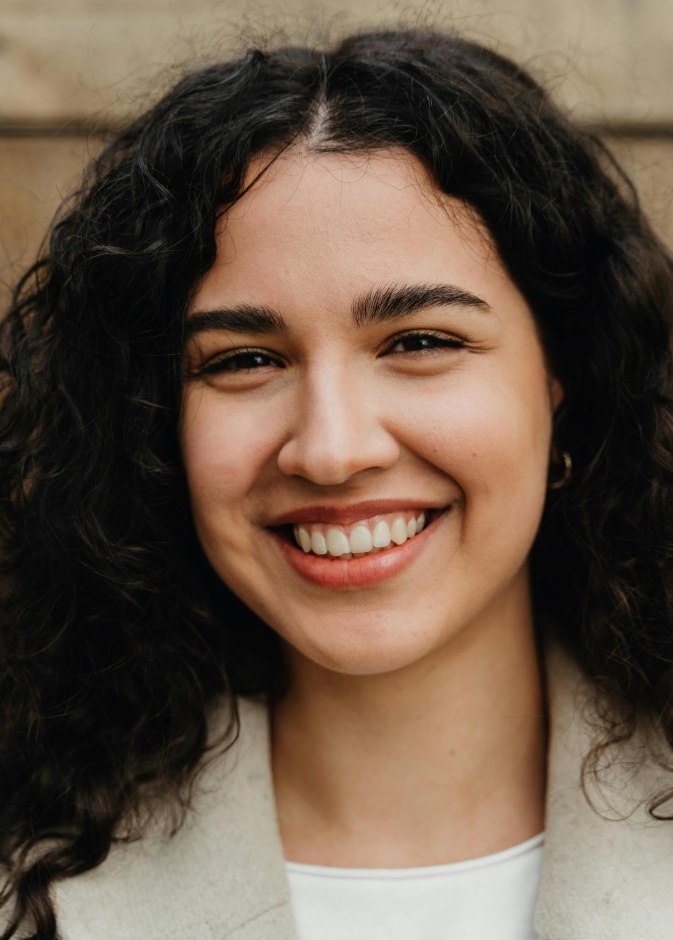 قص اللثة بالليزر والجراحة