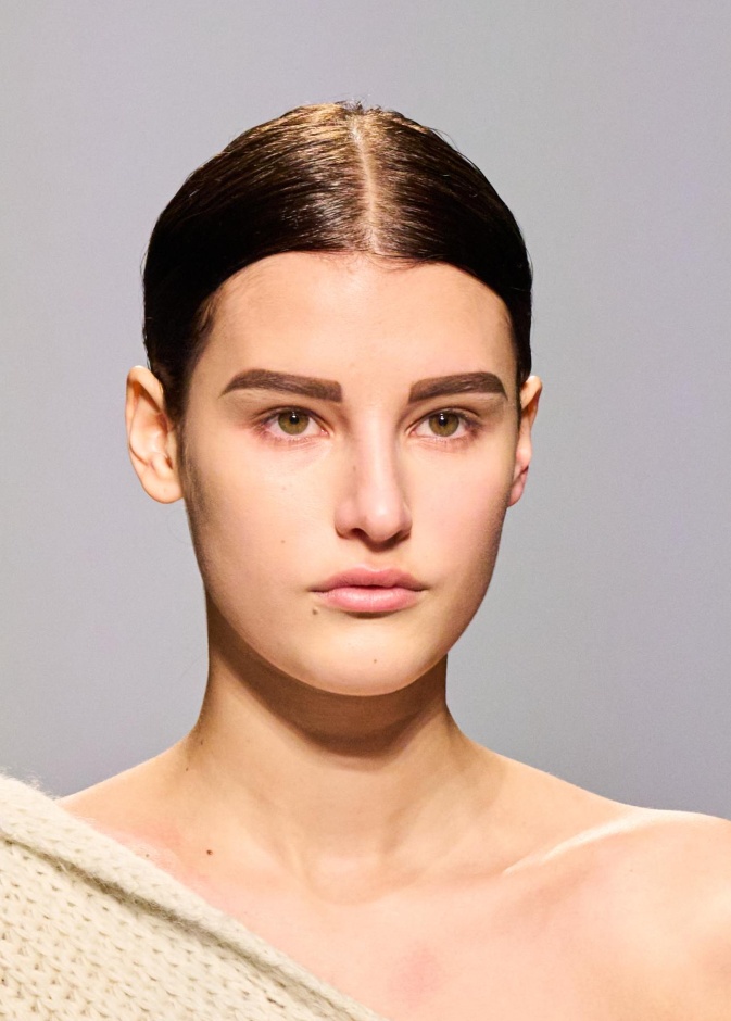 أفضل 10 تمارين يوغا فعالة لإبطاء علامات  الشيخوخة